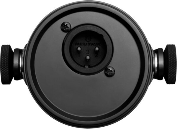 Shure MV7X Microphone review for podcasting and vocals with pro dynamic sound quality